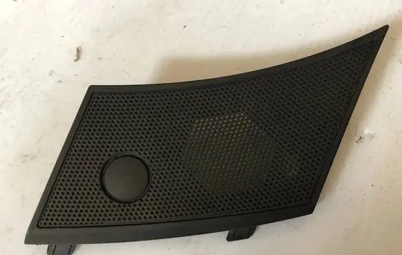 Nissan Qashqai+2 Side speaker trim/cover 28177JD