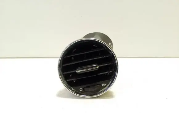 Peugeot 5008 Dashboard side air vent grill/cover trim 9655994277