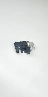 Opel Zafira B Turbo solenoid valve 72190338 00T269
