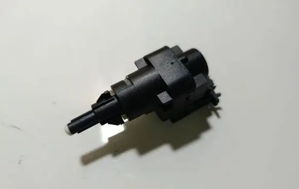 Skoda Fabia Mk2 (5J) Brake pedal sensor switch