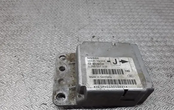 Nissan Almera N16 Airbag control unit/module 988205M304