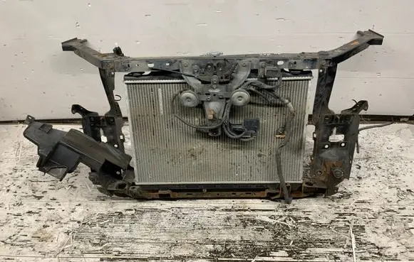 Nissan X-Trail T30 Radiator support slam panel