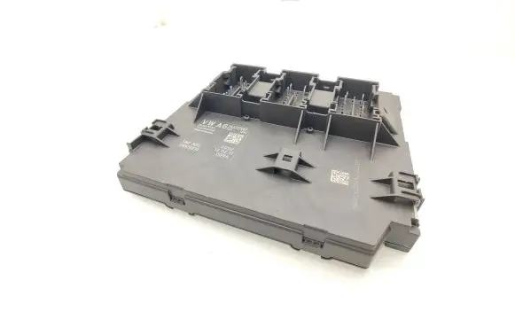 Volkswagen PASSAT B7 Comfort/convenience module 3AA937087