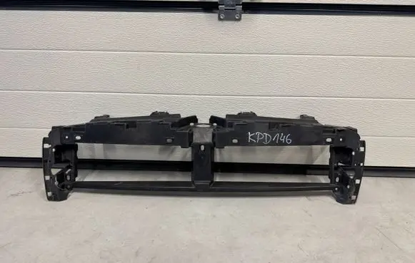 Bentley Continental Intercooler air channel guide 3GD853325KPD146 3SD853321