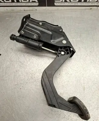 Mercedes-Benz Sprinter W906 Clutch pedal 1036776 PA66GF40