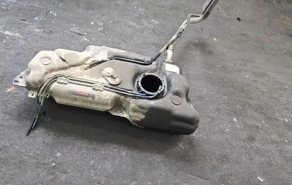 Citroen C4 Cactus Fuel tank 4078833B IMPRK1541792