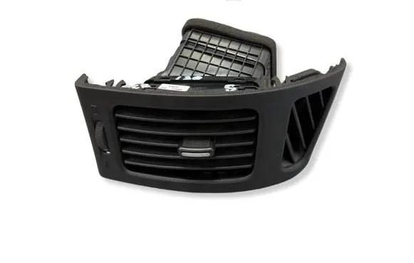 Hyundai i30 Dashboard side air vent grill/cover trim 270511