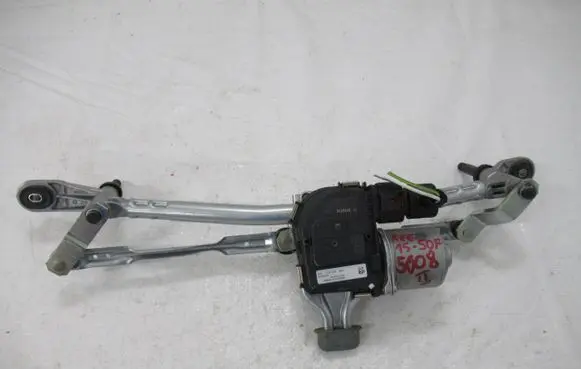 Peugeot 5008 II Front wiper linkage and motor 9824762480