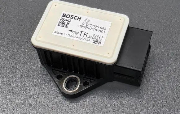 Honda CR-V ESP acceleration yaw rate sensor 0265005683 39960STKA01