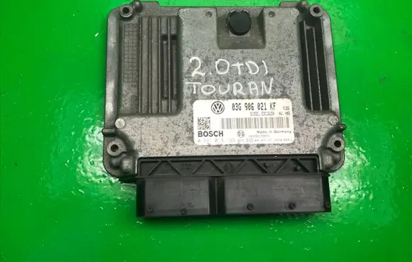 Volkswagen Touran I Engine control unit/module ECU 03G906021KF 0281013199