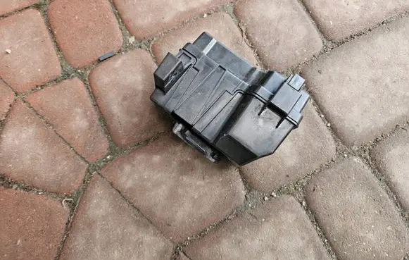 Renault Zoe Fuse box set 252369795R