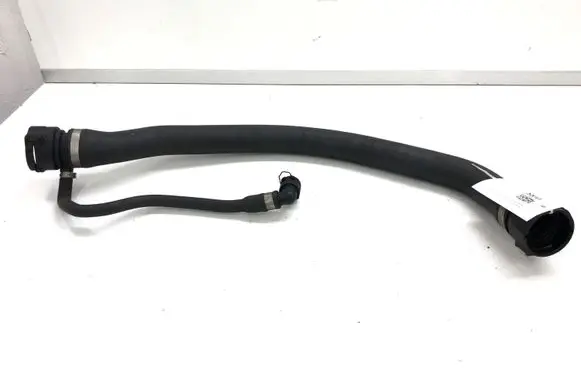 BMW 5 E60 E61 Engine coolant pipe/hose 7787449
