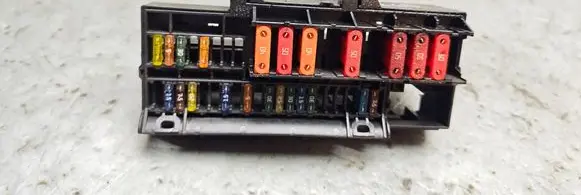 BMW 7 E65 E66 Fuse module 18560