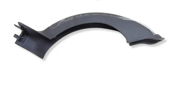 Genesis G90 Bottom trim 81021T4000