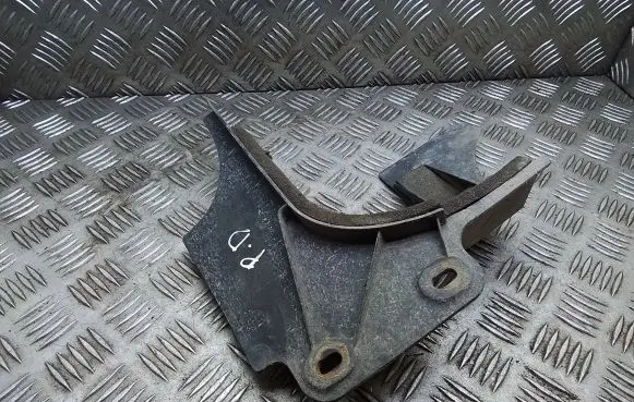 Volkswagen Multivan T5 Front underbody cover/under tray 7H5863200