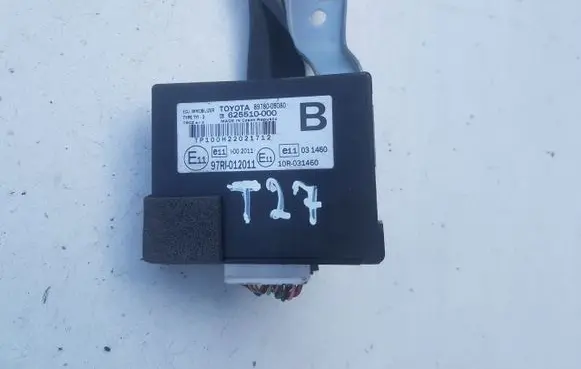 Toyota Avensis T270 Immobilizer control unit/module 8978005080