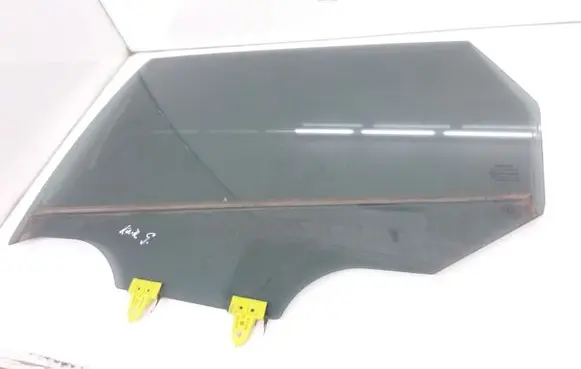 Nissan Pulsar Rear door window glass AS3