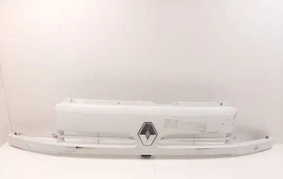 Renault Master II Front bumper upper radiator grill 7700352125