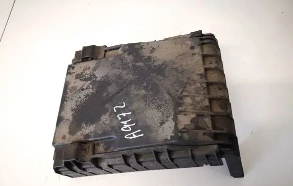 Seat Leon (1P) Fuse box cover 1k0937132f
