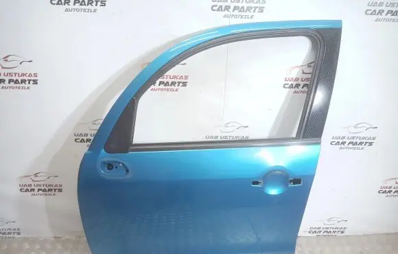 Citroen C3 Picasso Front door
