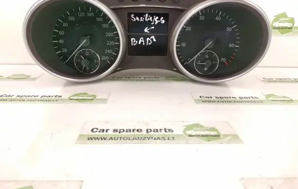 Mercedes-Benz ML W164 Speedometer (instrument cluster)