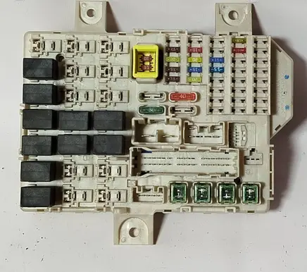 Mitsubishi Colt Fuse box set mn108319