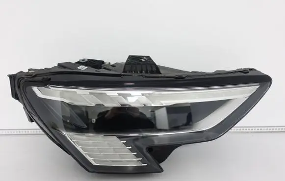 Audi A3 8Y Headlight/headlamp 8Y0941036