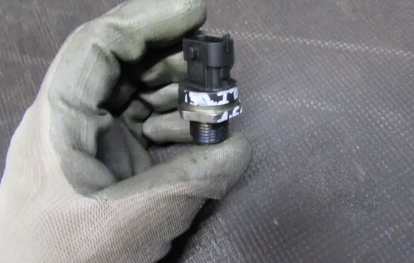 Hyundai i30 Fuel pressure sensor 