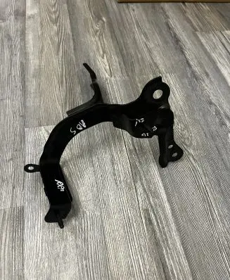 Toyota RAV 4 (XA50) ABS pump bracket 