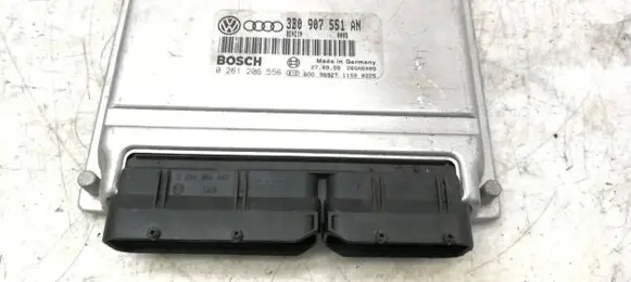 Audi A4 S4 B5 8D Engine control unit/module 0261206556 3B0907551AN 26SA6409