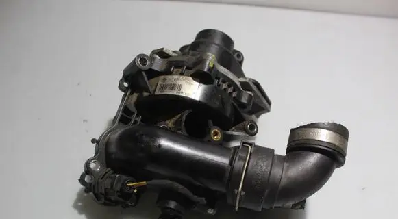 Skoda Superb B6 (3T) Water pump 06H121026