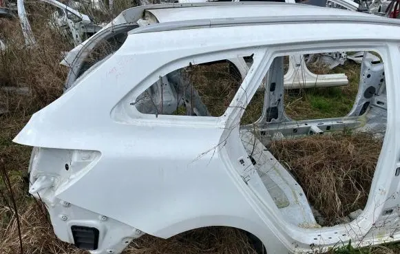 Rear quarter panel