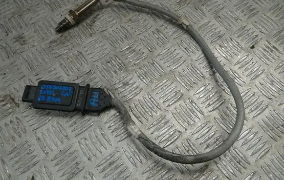 Audi Q3 F3 Lambda probe sensor 