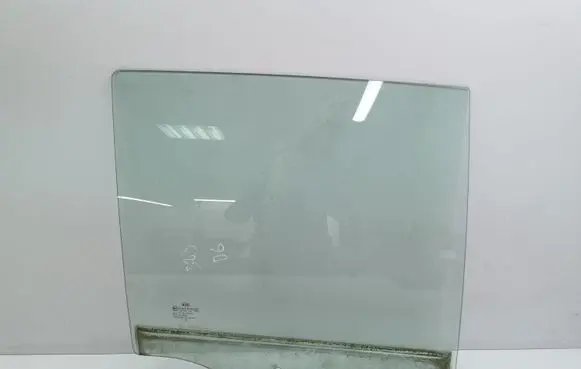 KIA Carens II Rear door window glass E1143R00240 43R00240