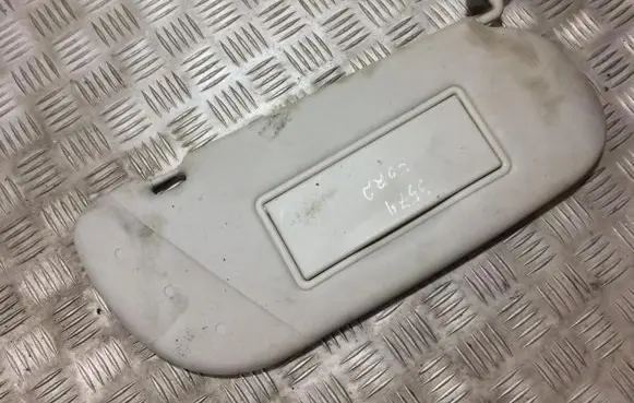 Sun visor