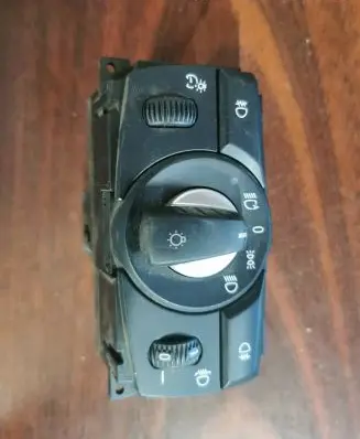 BMW 5 E60 E61 Light switch 6988566 33295001 300905106449