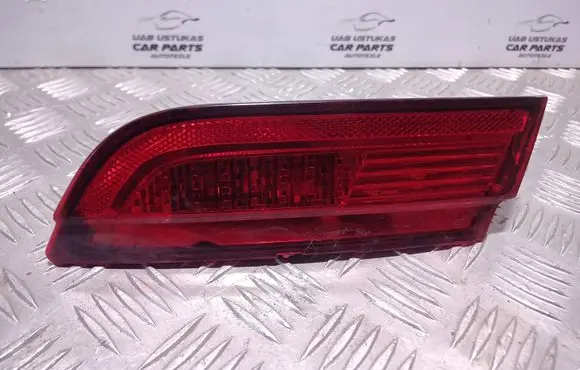 Jaguar XF X250 Tailgate rear/tail lights 8X2315K272CD