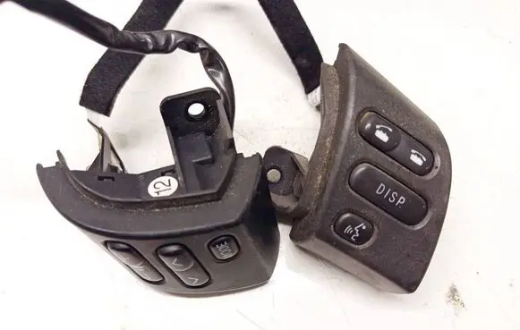 Lexus RX 300 Steering wheel buttons/switches 