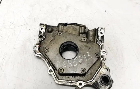 Ford Focus Oil pump 26724803