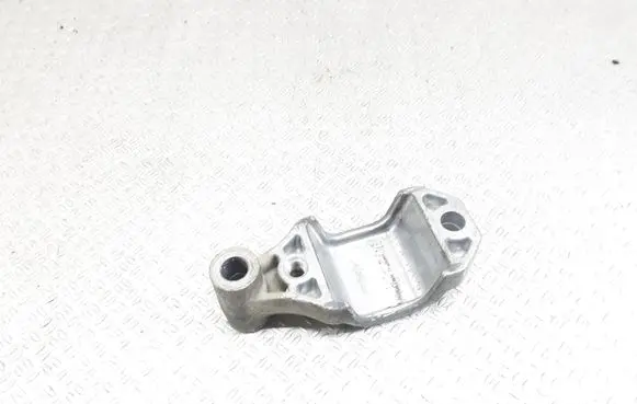 Volkswagen Phaeton Sway bar bush bracket, front 3D0199613H