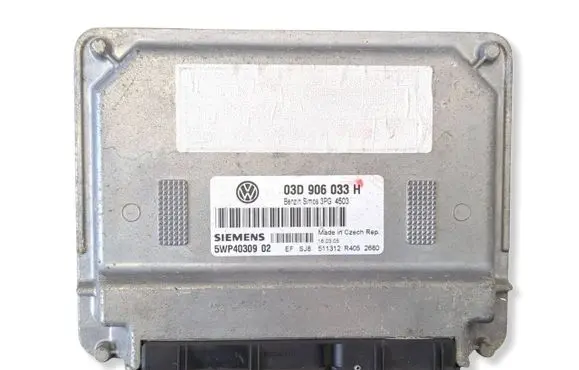 Volkswagen Fox Engine control unit/module 03D906033H 3PG4503 5WP4030902