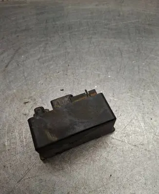 Mercedes-Benz C W203 Glow plug pre-heat relay 
