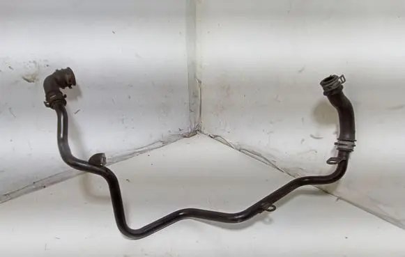 Jaguar XF X250 Engine coolant pipe/hose AW9Q6C661AB