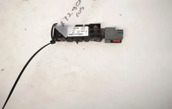 Chrysler Voyager Airbag deployment crash/impact sensor 04671779ac