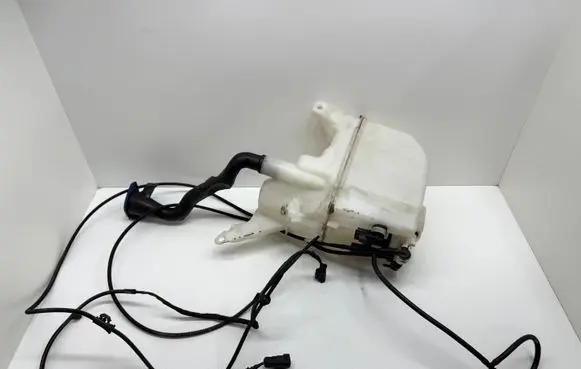 Volvo V60 Windshield washer fluid reservoir/tank 31416283 31416284 31391779