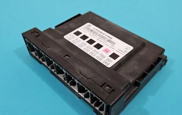 Opel Mokka Central body control module 13589196 IMPRK1373608