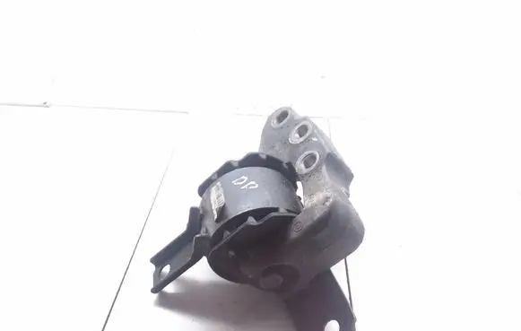Jeep Compass Engine mount bracket 725AC