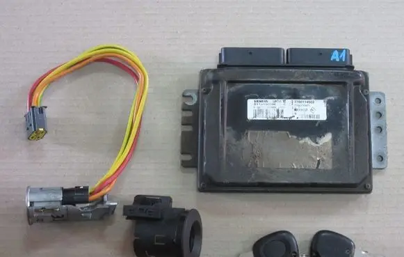Renault Megane IV Engine ECU kit and lock set 7700114503 S110030006C