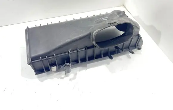 BMW 6 F06 Gran coupe Air filter box cover 70528996