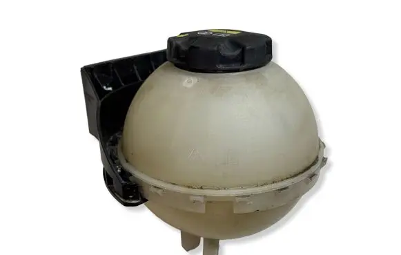 BMW 4 F32 F33 Coolant expansion tank/reservoir 7642159